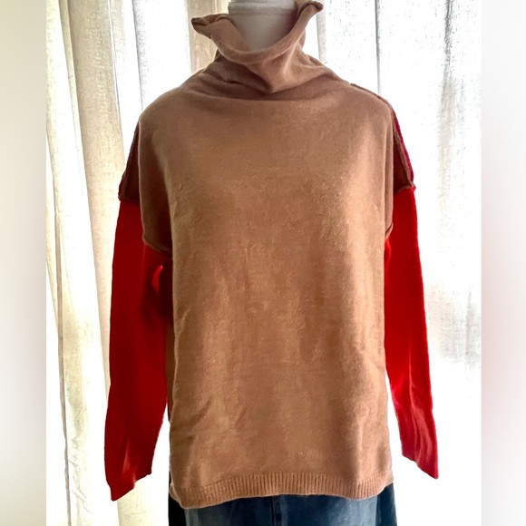 Block coloured turtleneck sweater - Picture 2 of 4